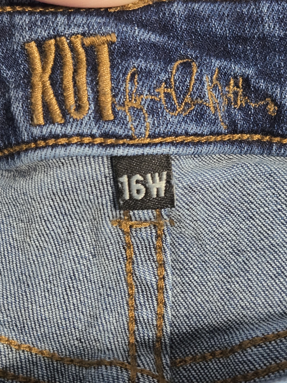 Kut From The Kloth Abigail Crop Jeans Womens 16W Blue Straight Leg Distressed - Picture 8 of 11